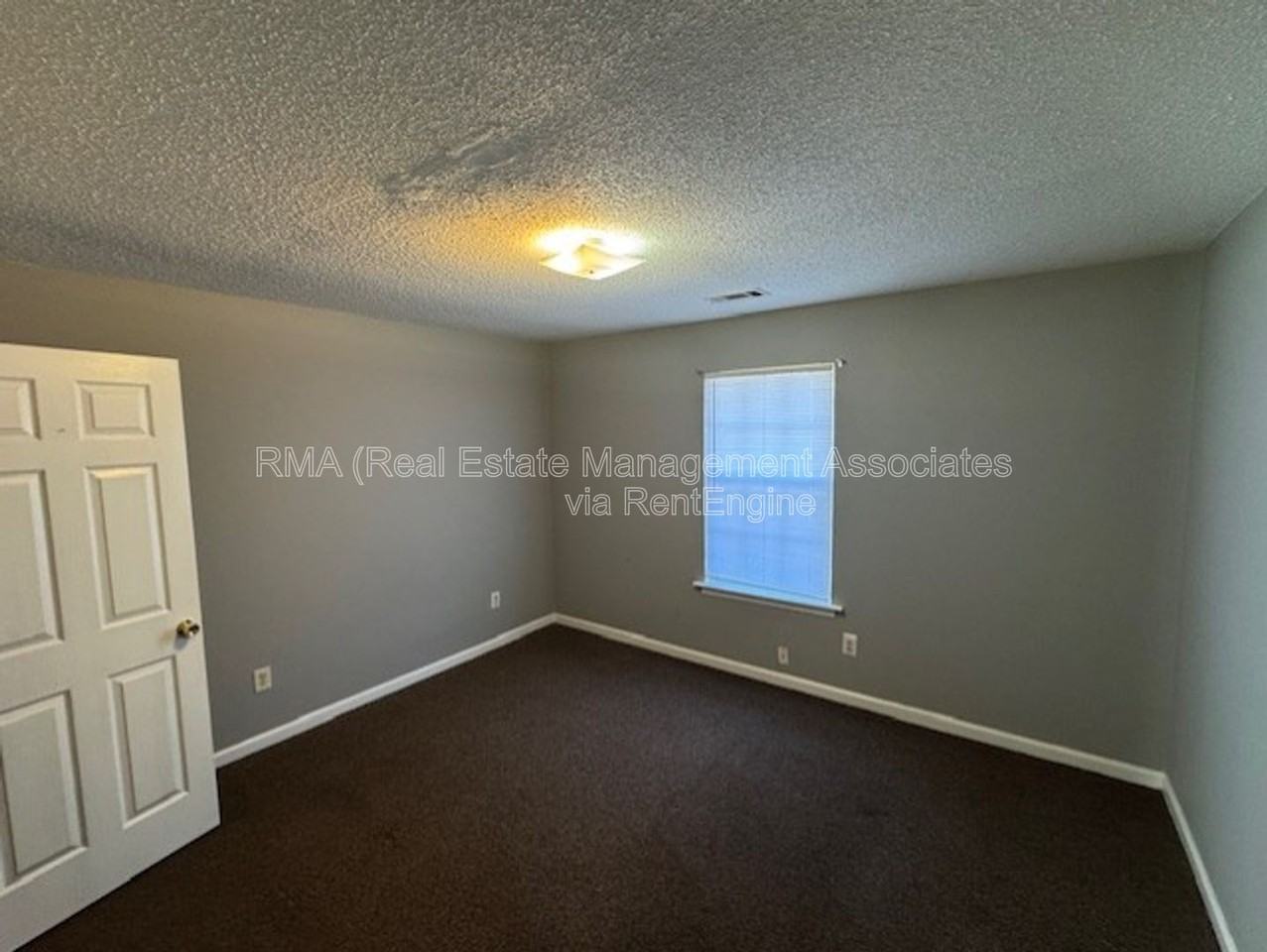 424 N 8th St - Photo 7 of 8