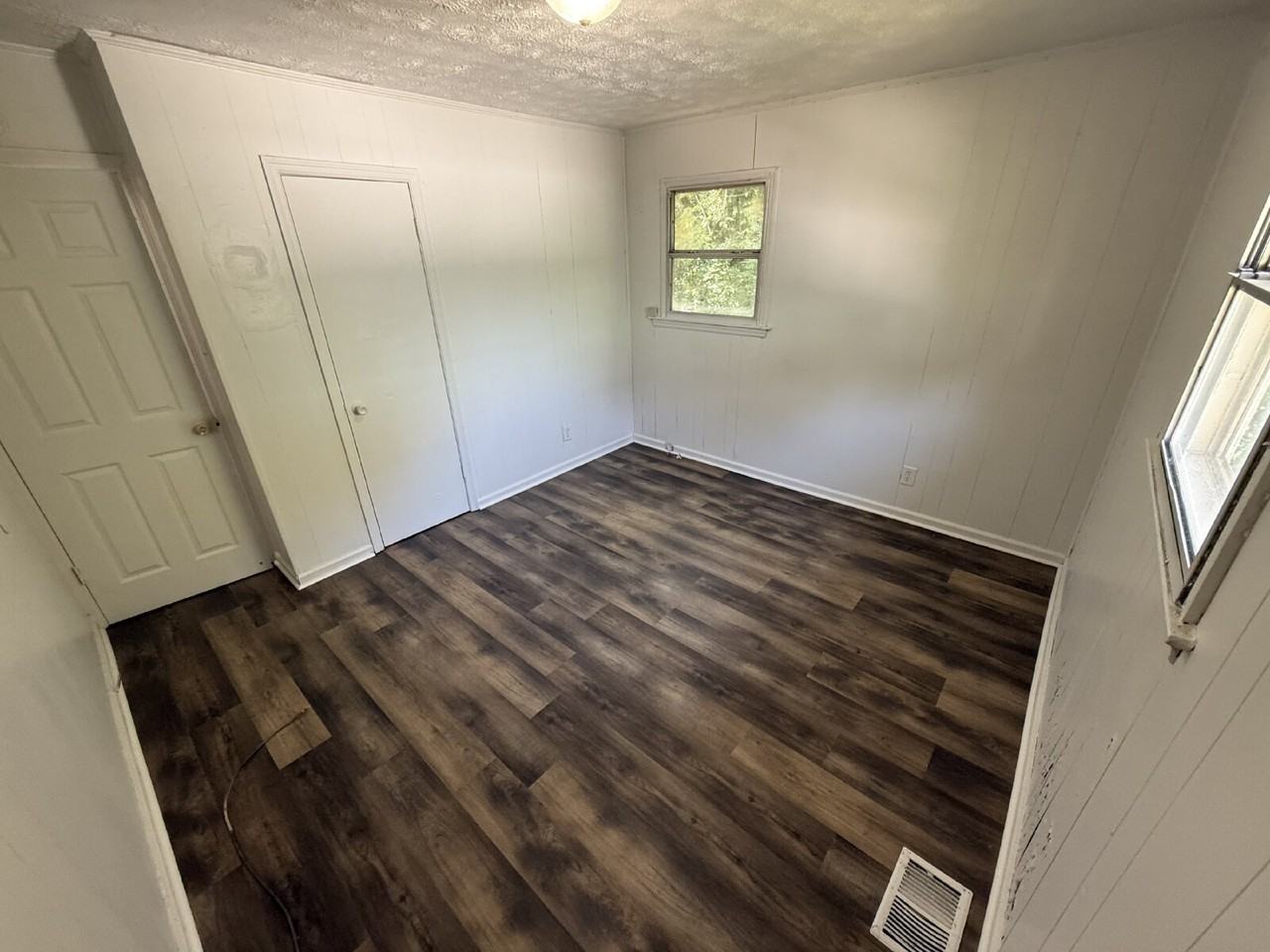 721 English St #B - Photo 7 of 10