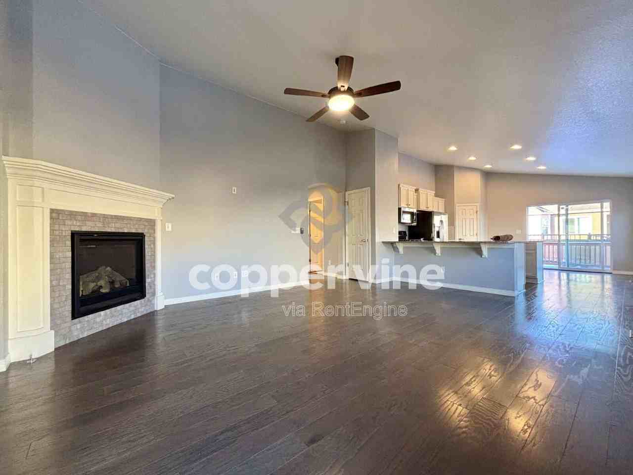 5189 Thistle Dr - Photo 4 of 34