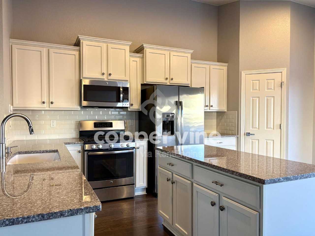 5189 Thistle Dr - Photo 7 of 34