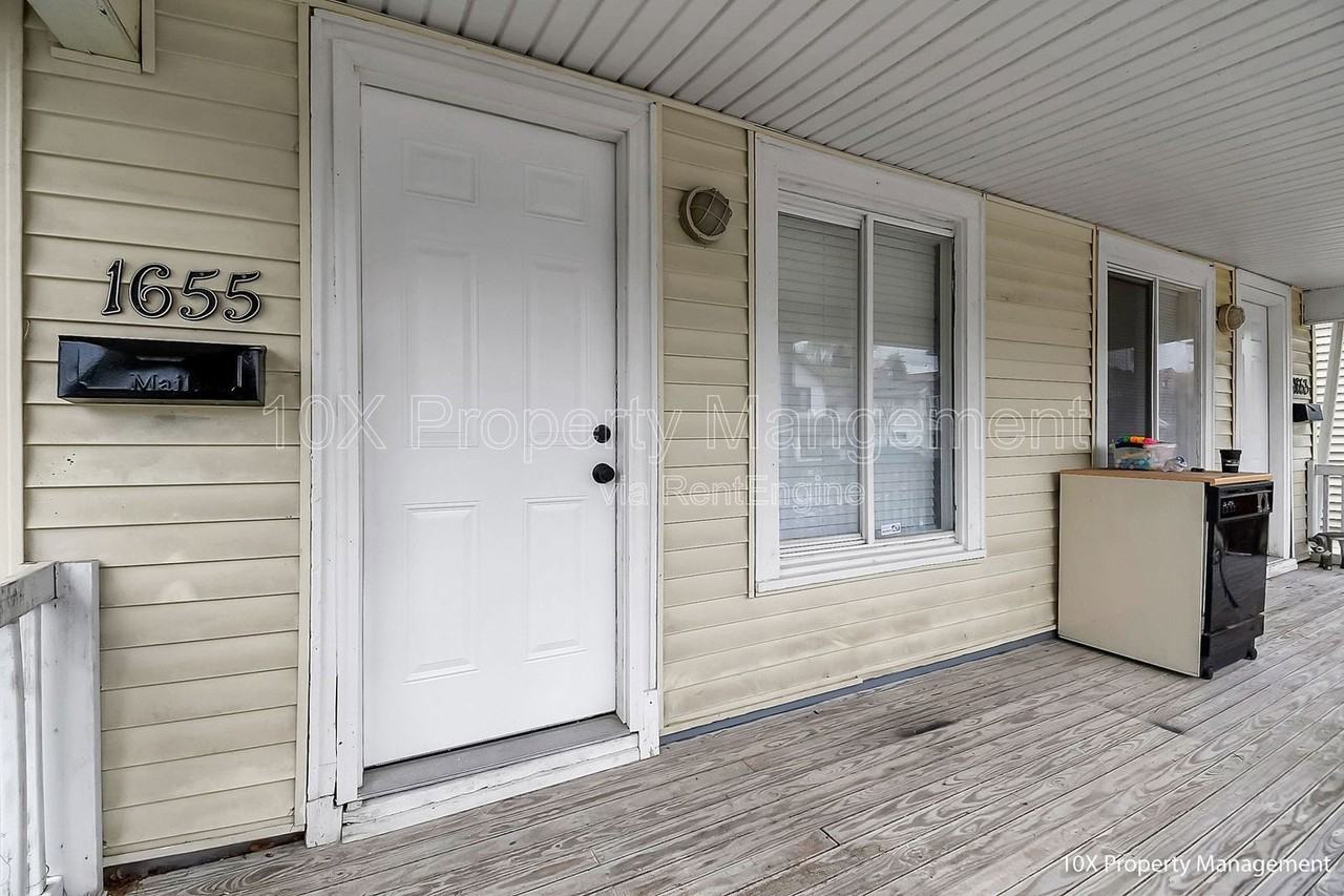 1655 S 4th St - Photo 3 of 26