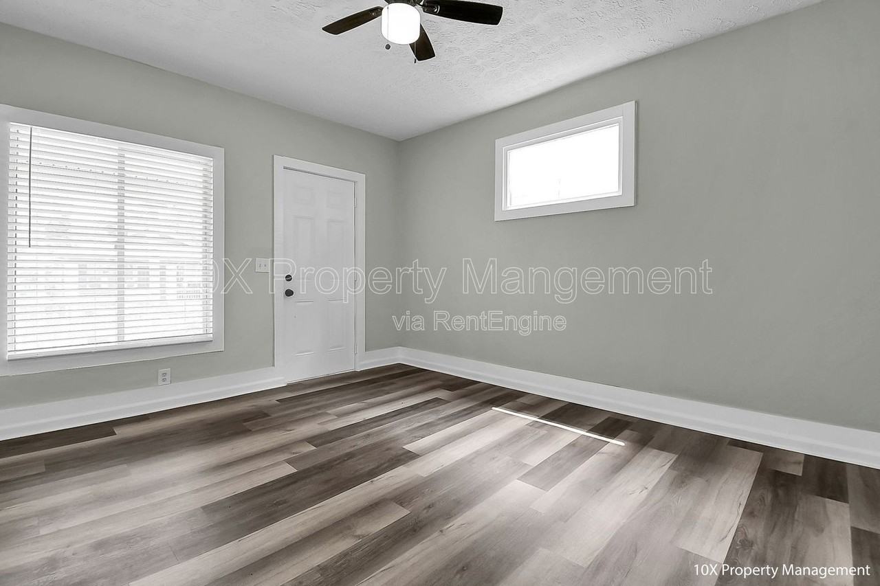 1655 S 4th St - Photo 5 of 26