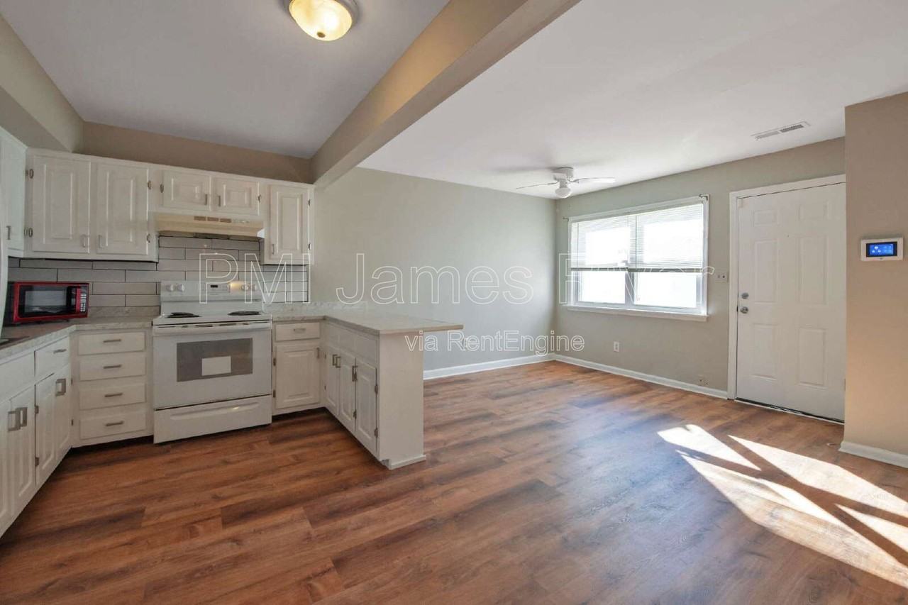 6112 Keydet Ct - Photo 4 of 10