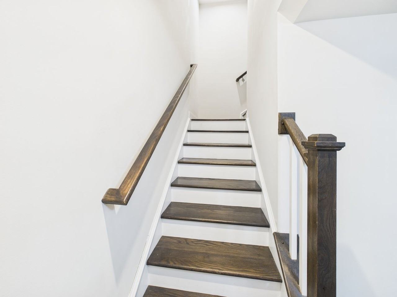 428 Crofton Village Ter - Photo 7 of 28