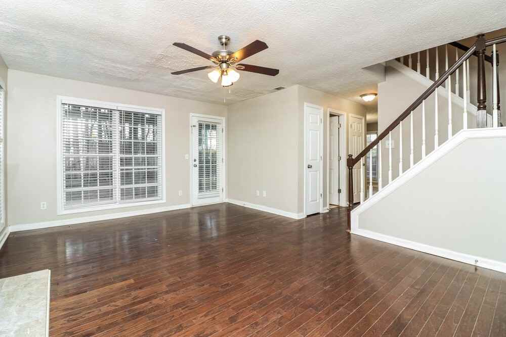 23 Nellie Brook Dr Sw - Photo 5 of 17