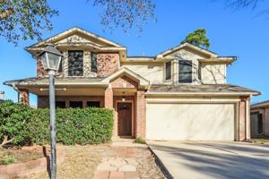 featured image of 2715 Fox View Cir