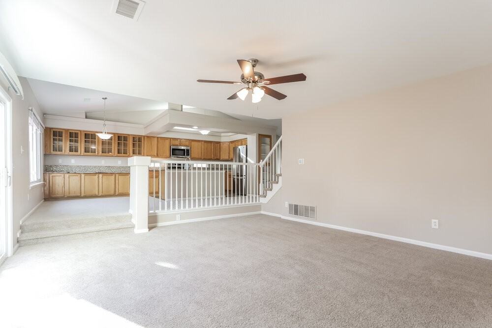 4072 Ensenada St - Photo 5 of 22