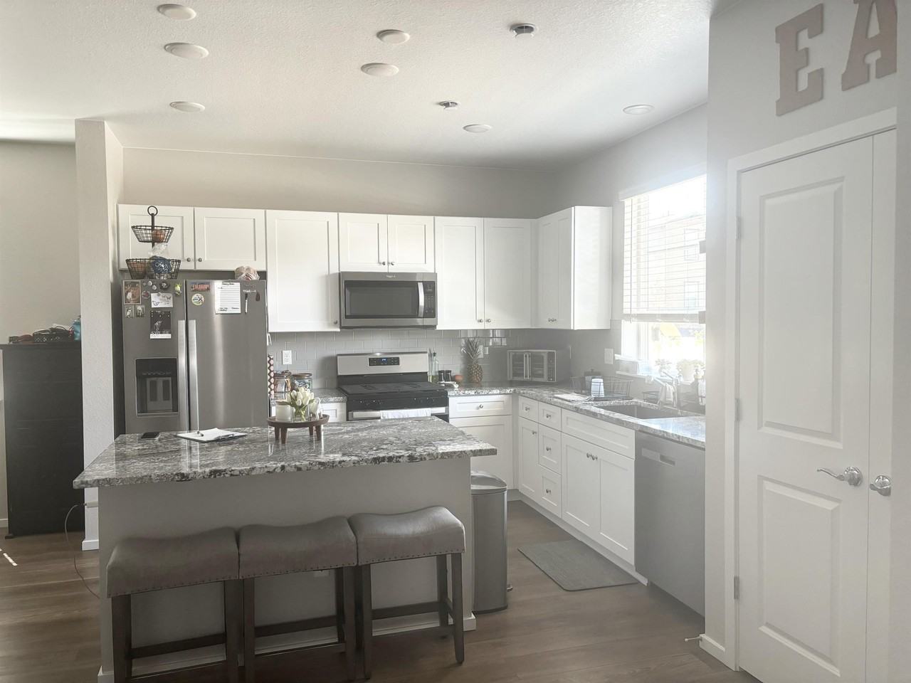 23600 E 41st Ave - Photo 3 of 35