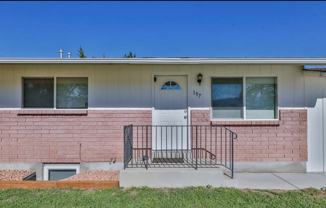 197 S Park St - Photo 1 of 1