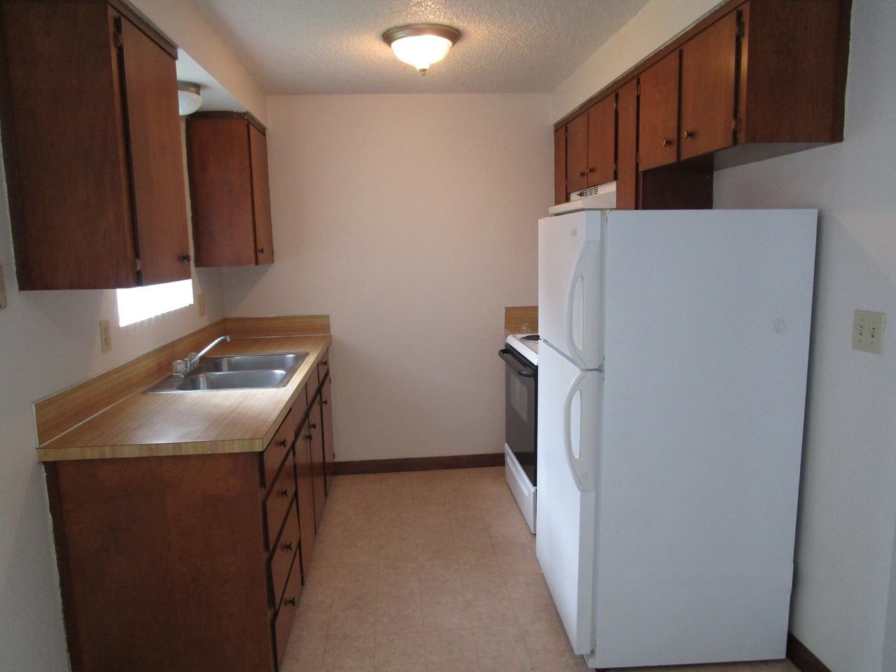 910 N 4th St - Photo 5 of 16