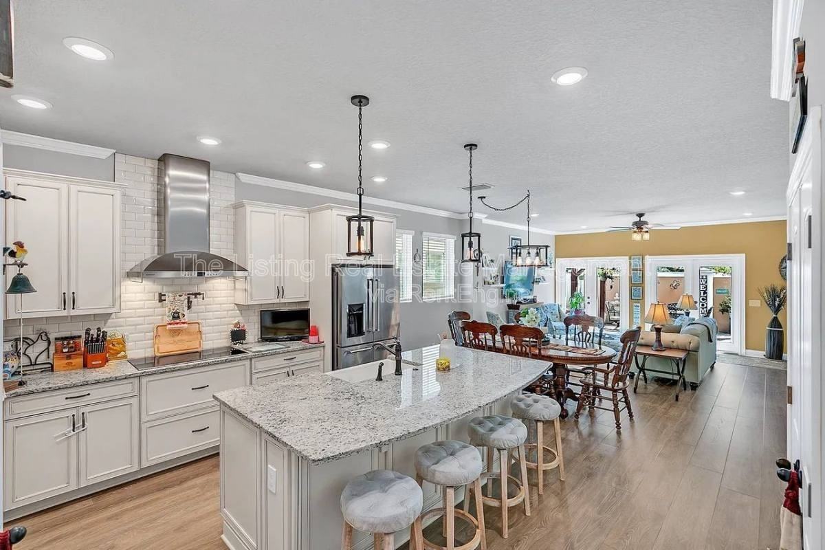 2808 Gipper Cir - Photo 7 of 10