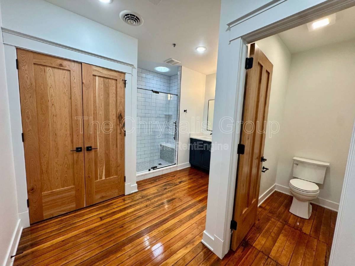 209 W Main St #2B - Photo 2 of 10