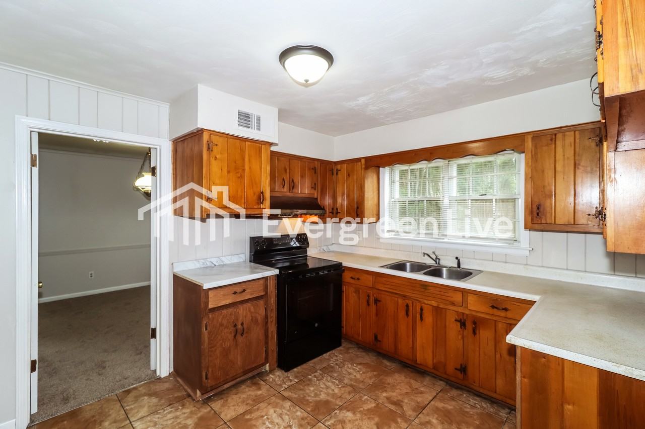 5013 Knight Arnold Rd - Photo 5 of 15