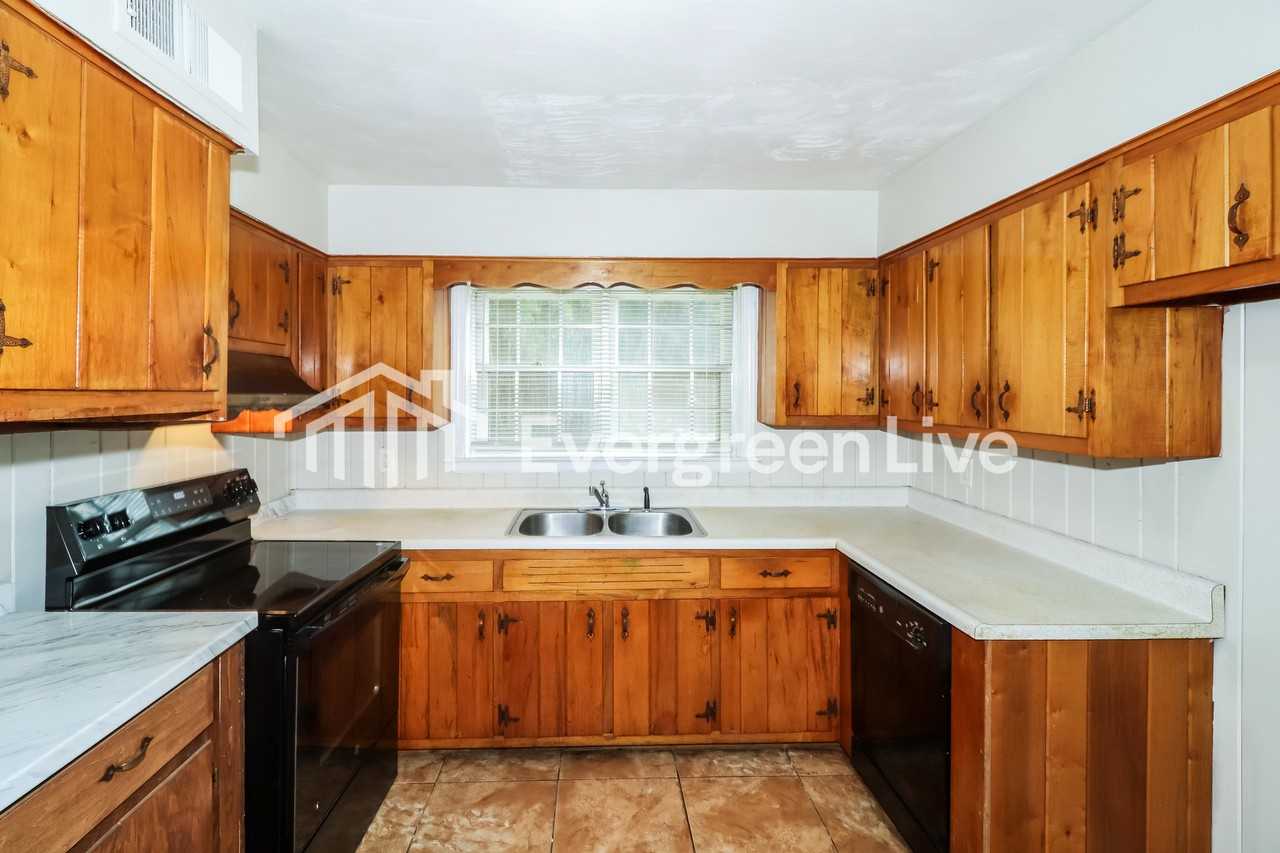 5013 Knight Arnold Rd - Photo 6 of 15