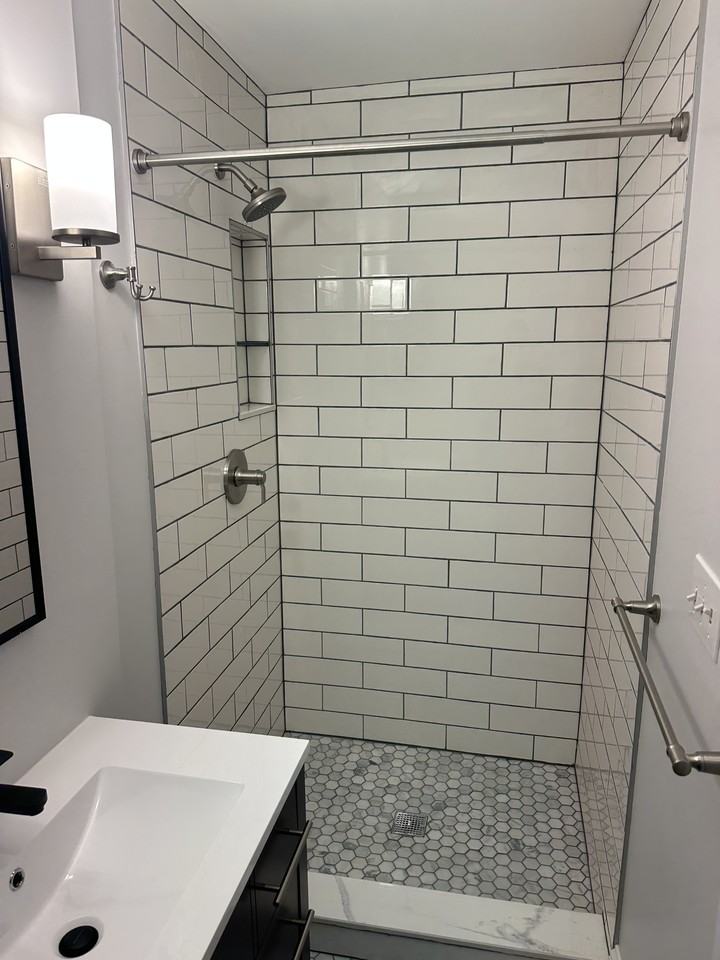 3428 Aldrich Ave S #3 - Photo 4 of 17