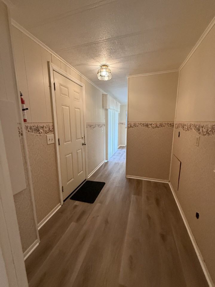 1607 Dolphin Dr - Photo 6 of 18