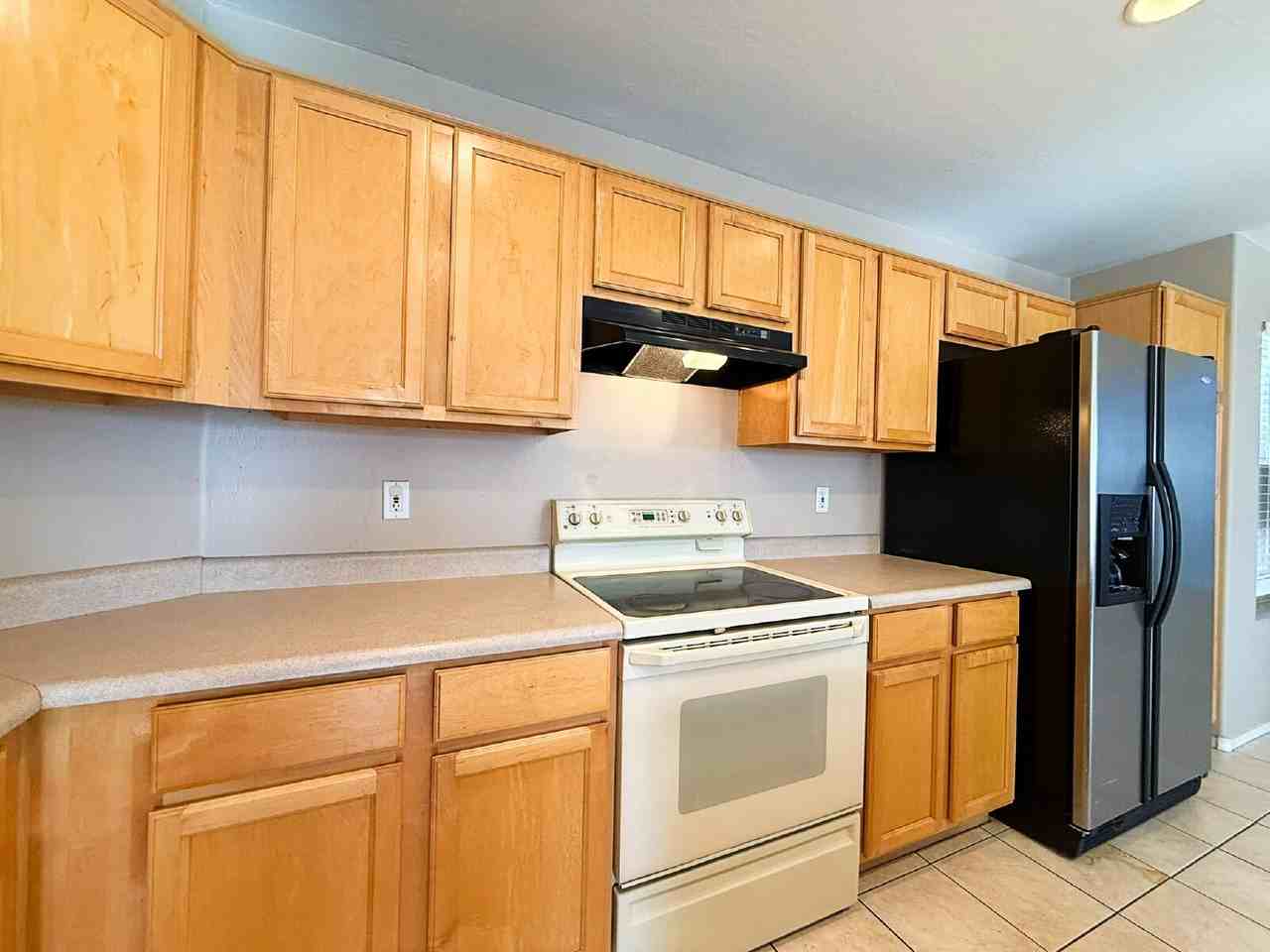 14203 N 150th Ave - Photo 5 of 30