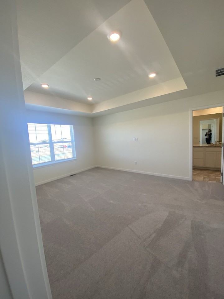 662 176th Ave - Photo 5 of 13