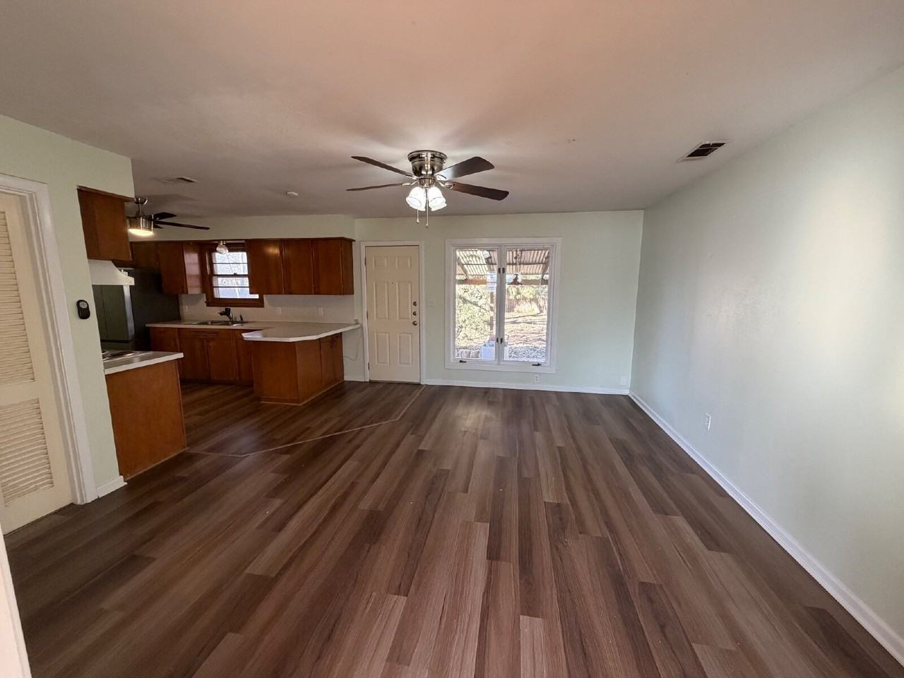 2824 55th St - Photo 4 of 9