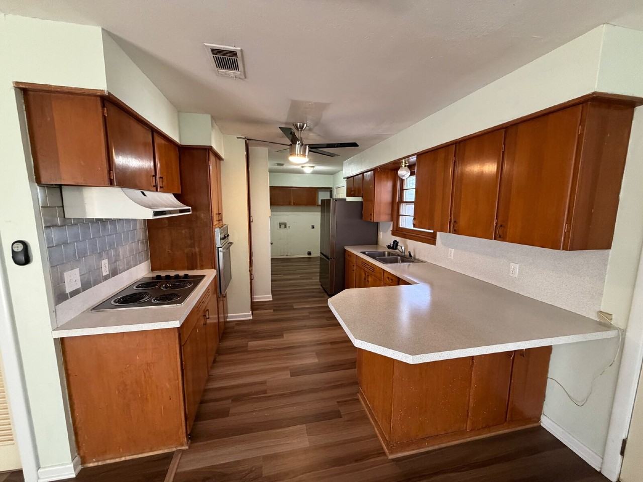 2824 55th St - Photo 5 of 9