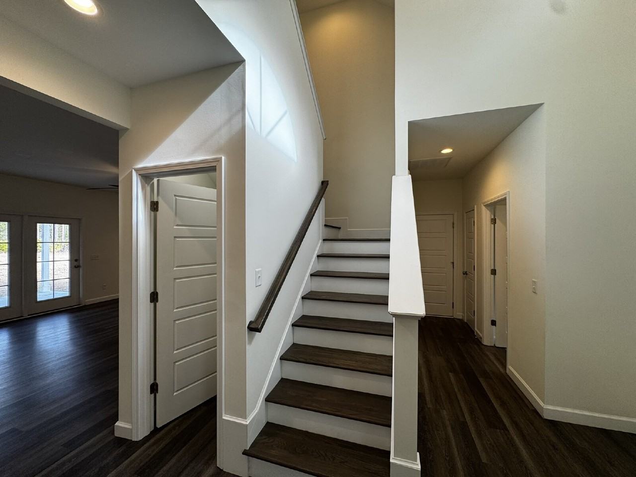 260 Peewee Dr - Photo 3 of 27