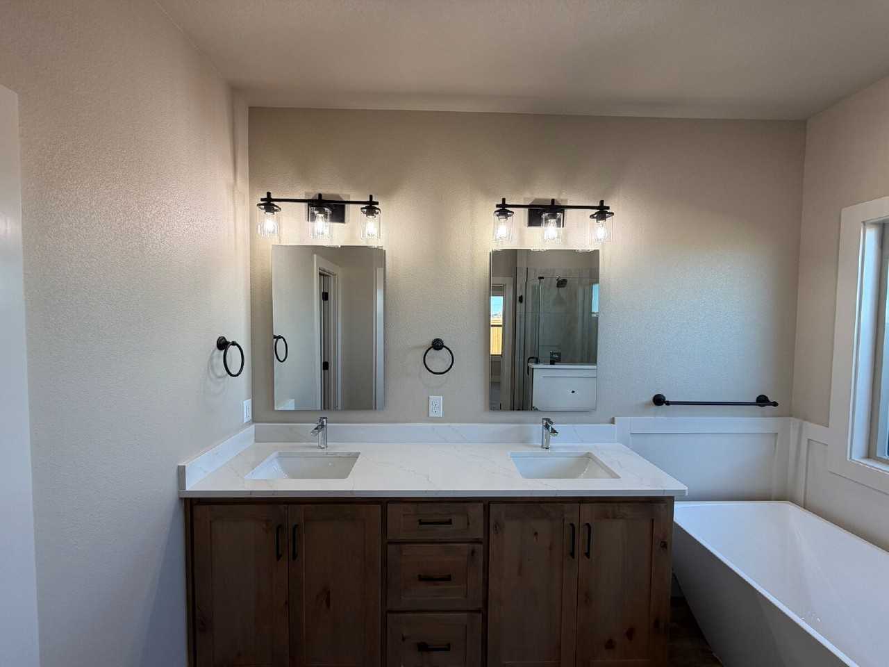 406 Essex Ln - Photo 7 of 16