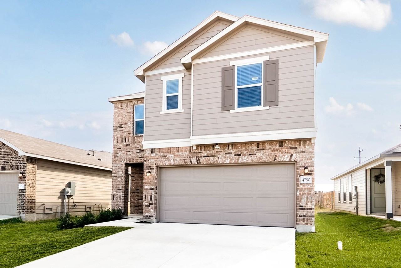 4750 Broadside Ave - Photo 4 of 46