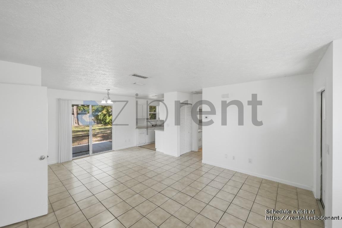 772 Nw Virginia St - Photo 6 of 30