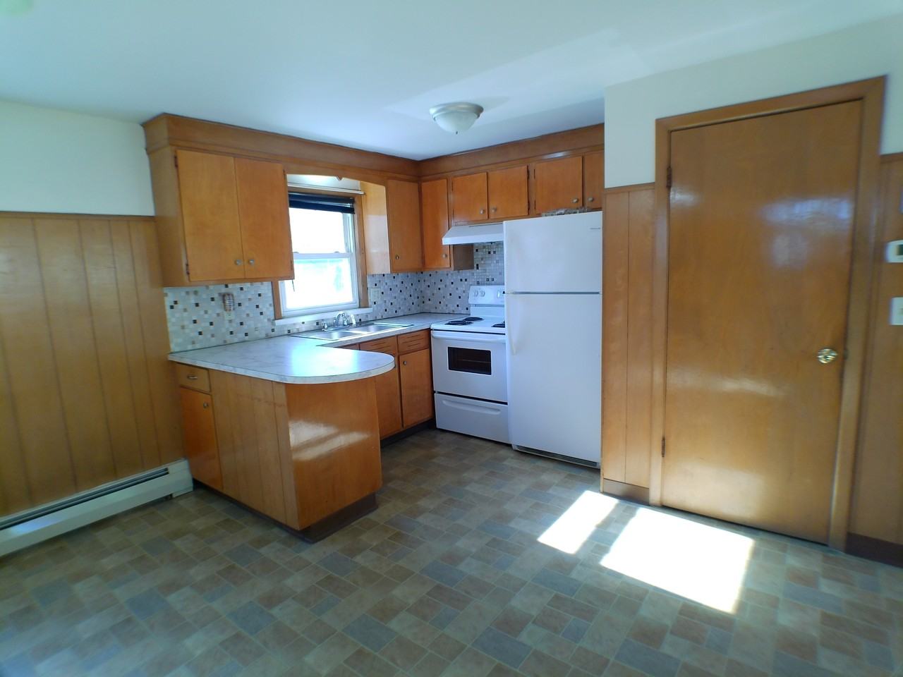 30 Jordan Ave #1 - Photo 3 of 17