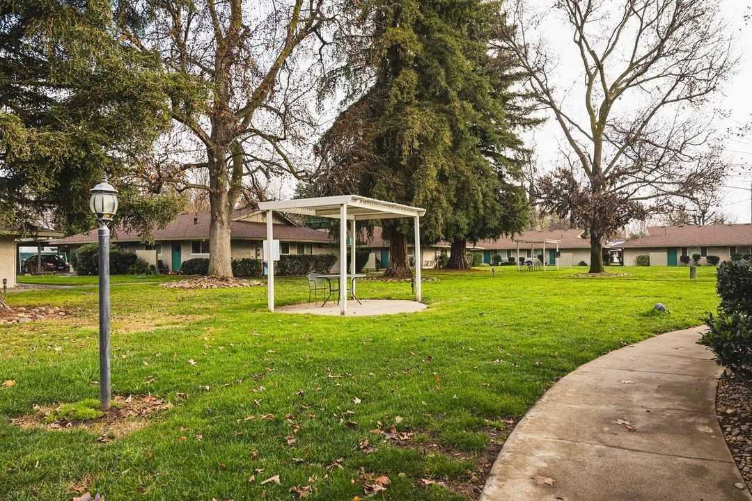 Chico Villa East Apartments - Photo 2 of 19