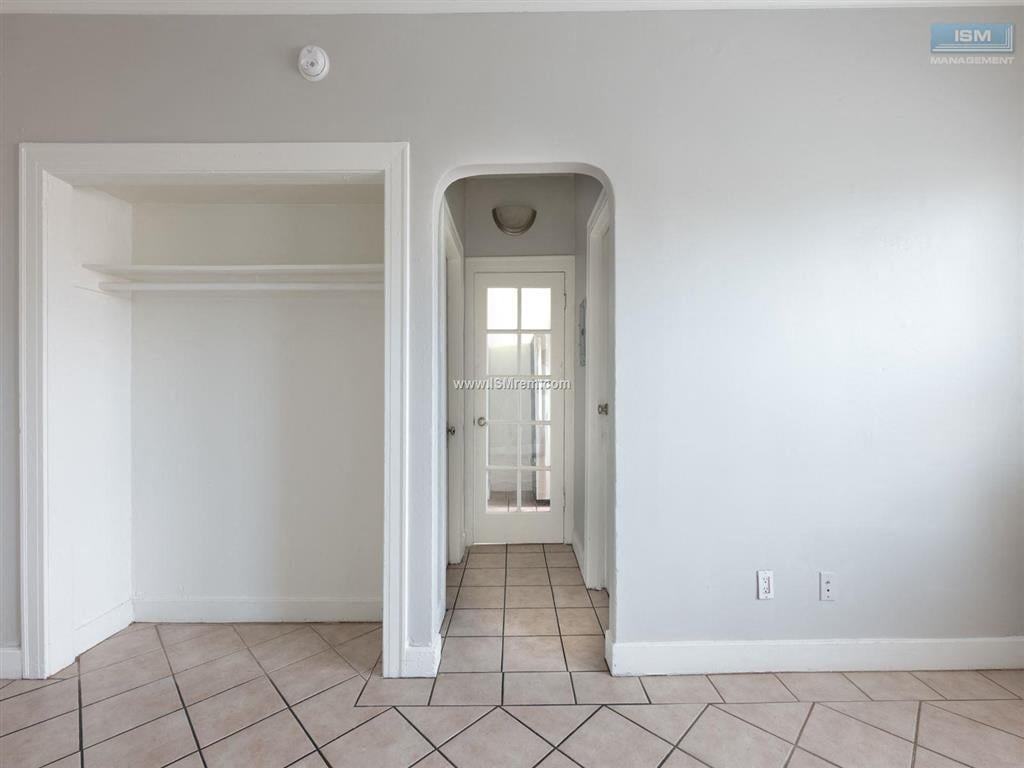 Kenmore Apartments - Photo 3 of 11