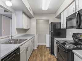 featured image of 2495 Meadowridge Ln