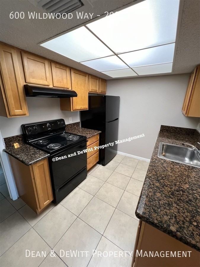 600 Wildwood Way #208 - Photo 3 of 17