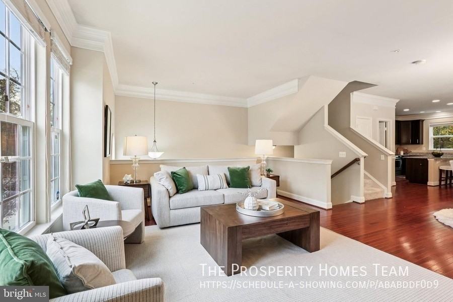 9384 Rock Ripple Ln - Photo 2 of 43