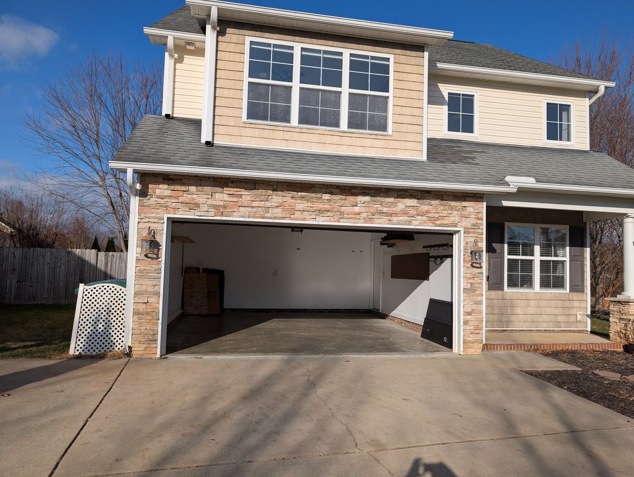 6 Maxim Ct - Photo 2 of 50