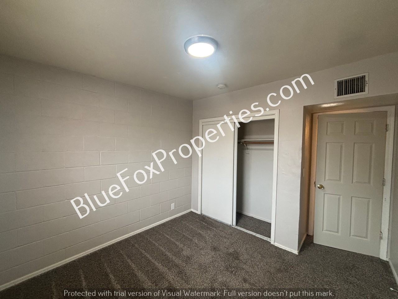 110 W Delano St #2 - Photo 4 of 15