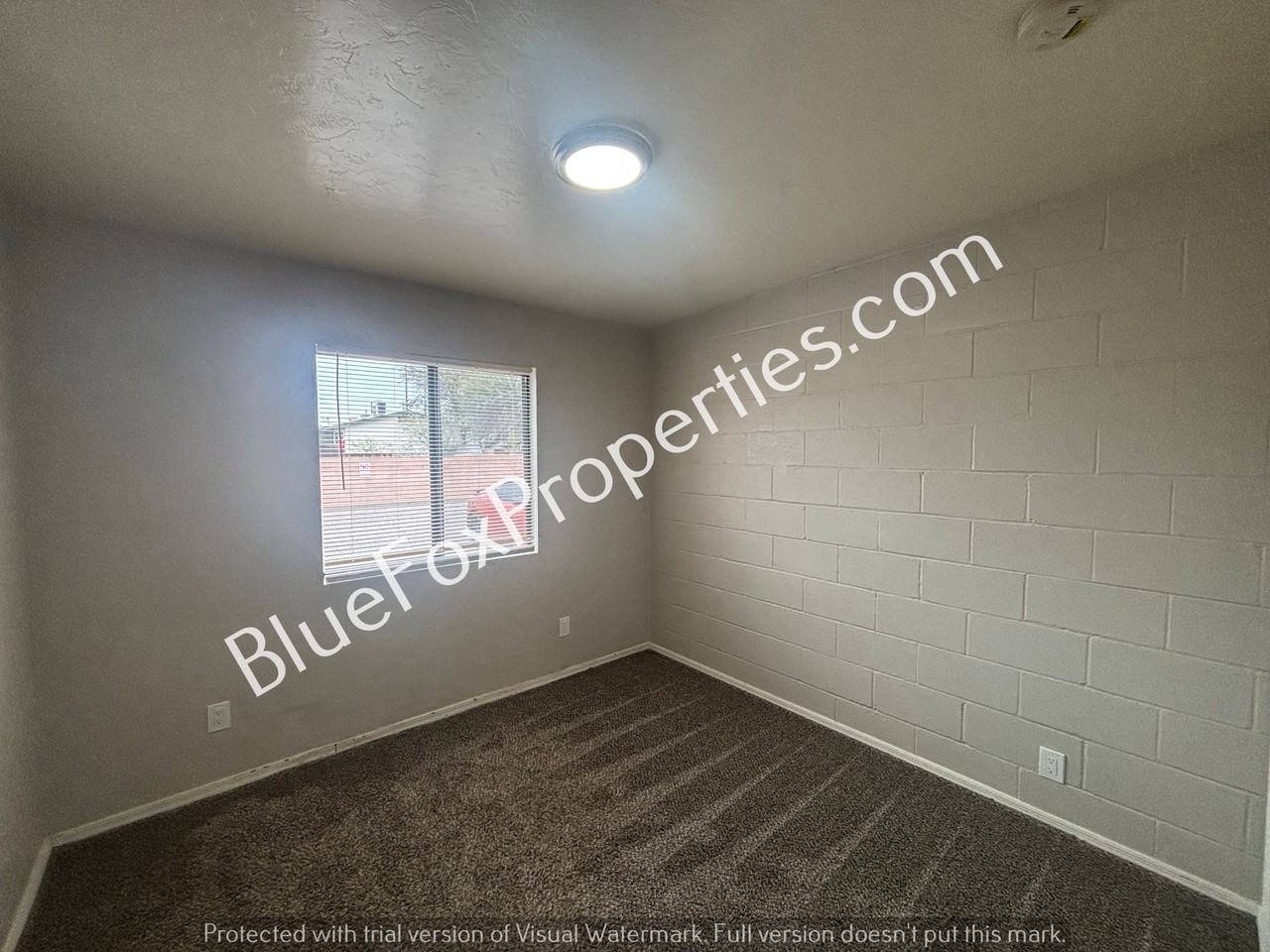 110 W Delano St #2 - Photo 7 of 15