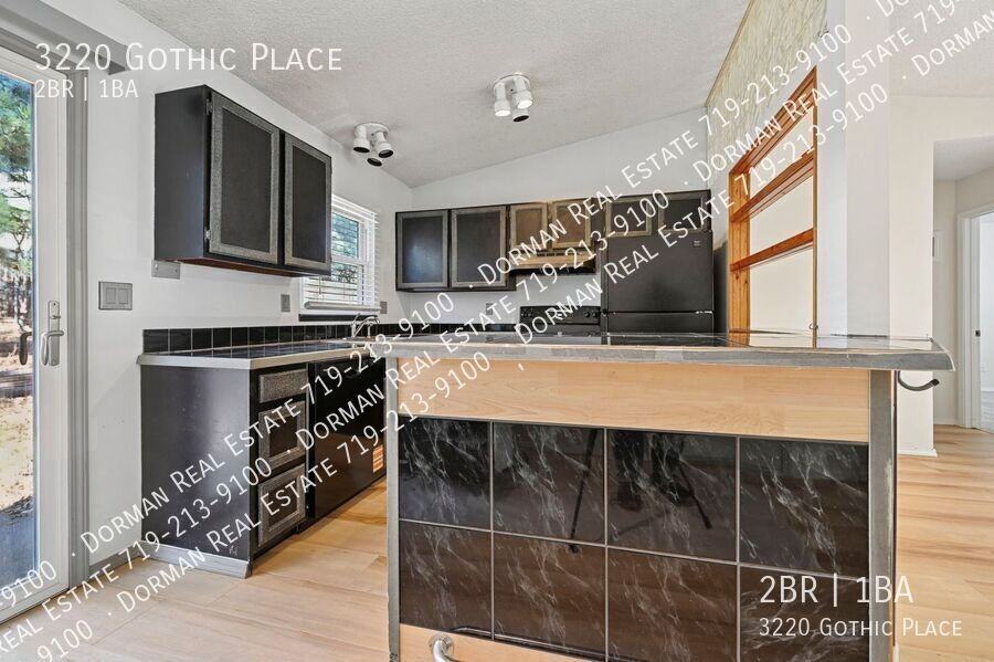 3220 Gothic Pl - Photo 6 of 16