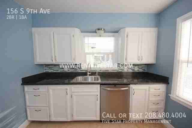 156 S 9th Ave - Photo 4 of 9