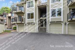 212 10th St Apt 2 - Photo 1 of 1