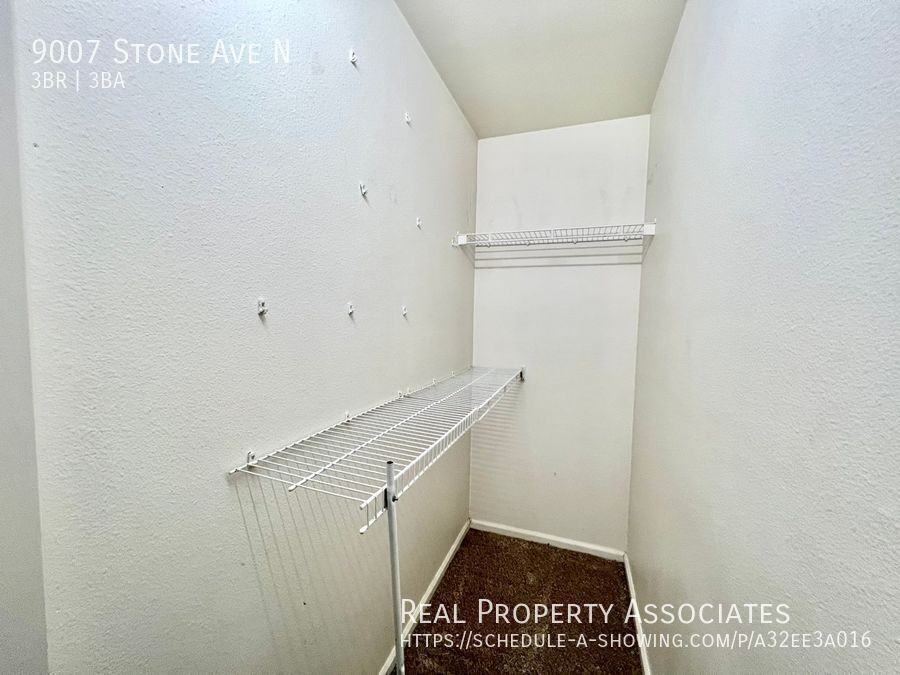 9007 Stone Ave N - Photo 6 of 33