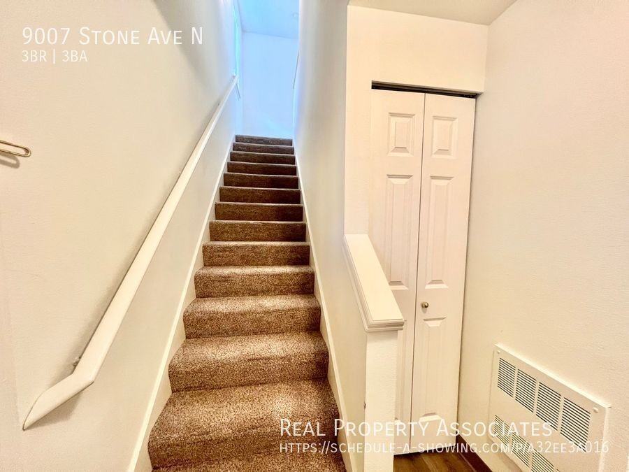 9007 Stone Ave N - Photo 7 of 33