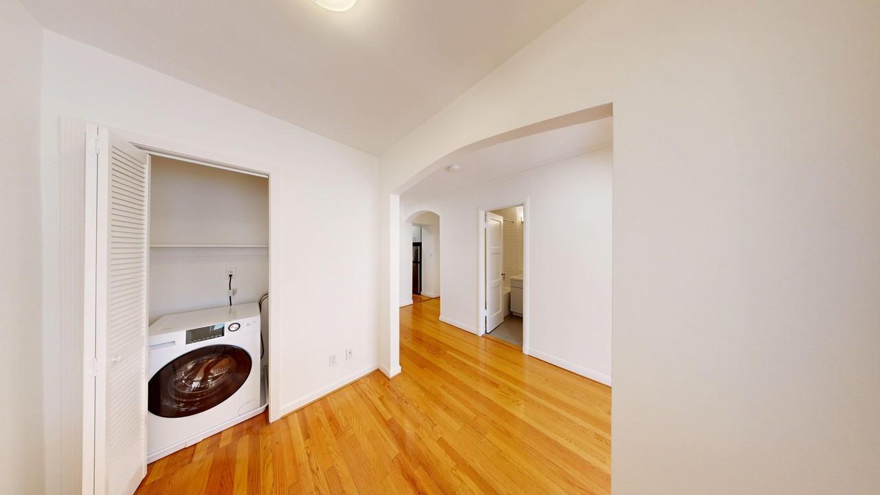 1870 Pacific Avenue - Photo 4 of 19