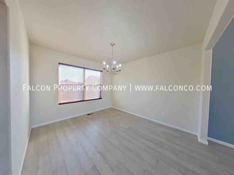 7875 Morning Dew Rd - Photo 3 of 26