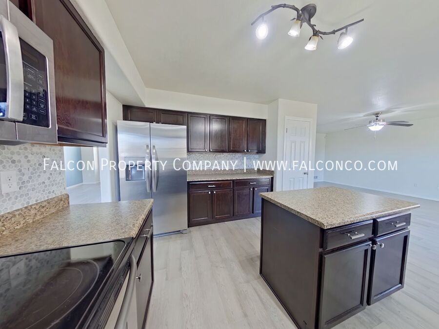 7875 Morning Dew Rd - Photo 5 of 26