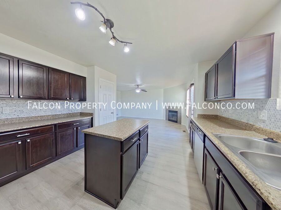 7875 Morning Dew Rd - Photo 6 of 26