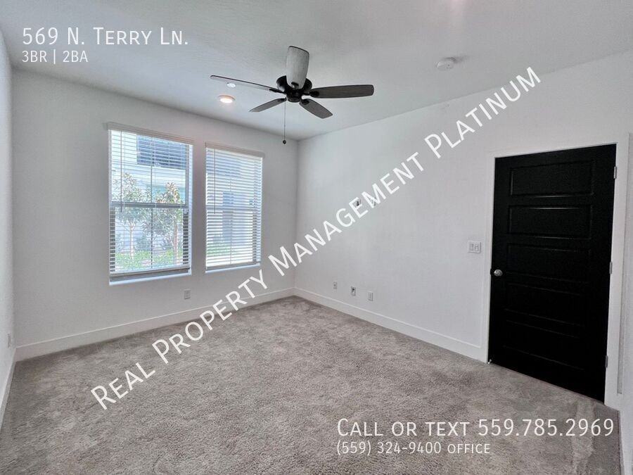 569 N Terry Ln - Photo 4 of 14