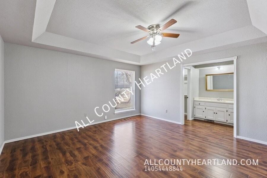 2325 Cypress Ct - Photo 6 of 12