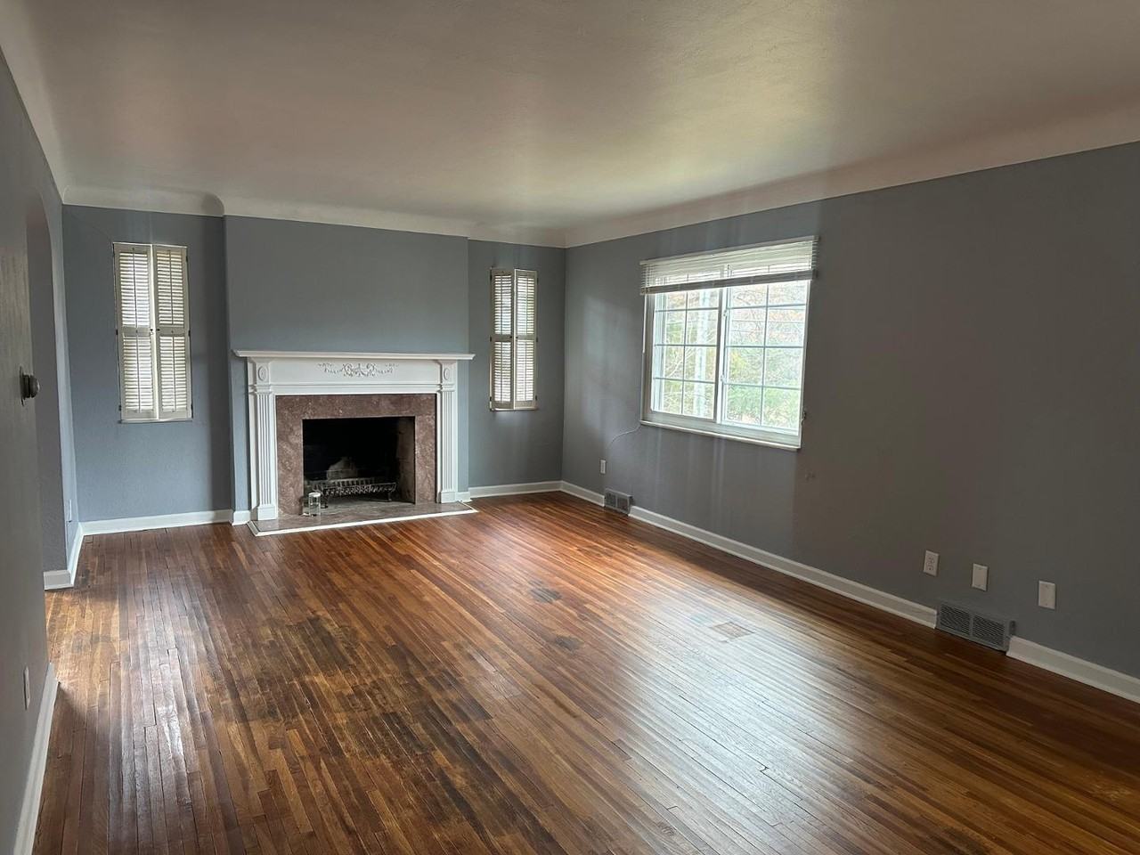 3926 Indian Rd #4 - Photo 4 of 12