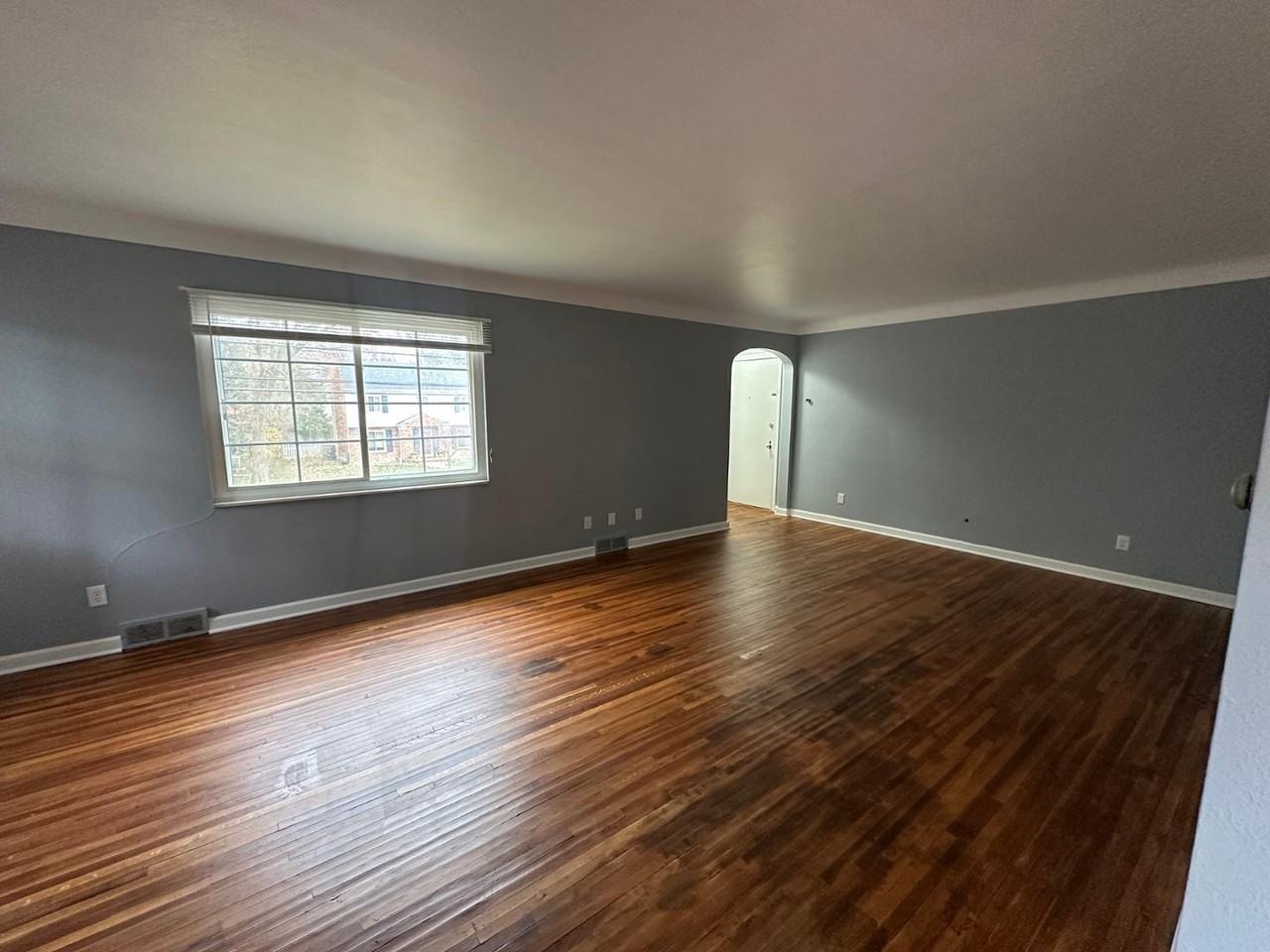 3926 Indian Rd #4 - Photo 5 of 12